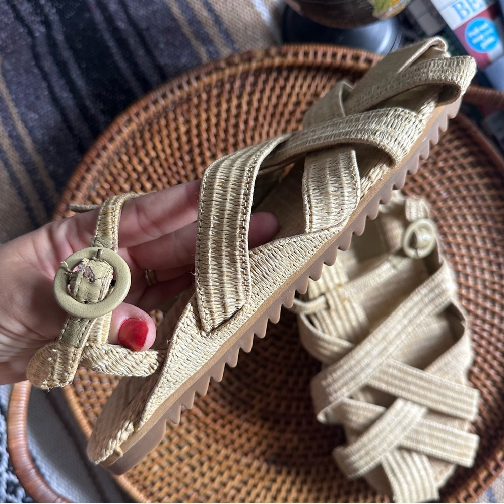 FARM RIO Raffia Woven Tan Vegan Zig Zag Boho Fisherman Sandal Size 12 - Picture 4 of 13